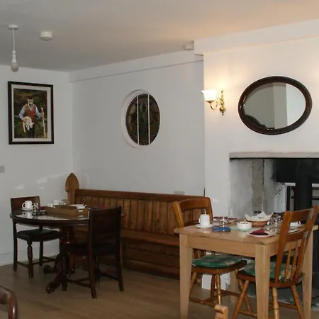 Rockville House Кашел